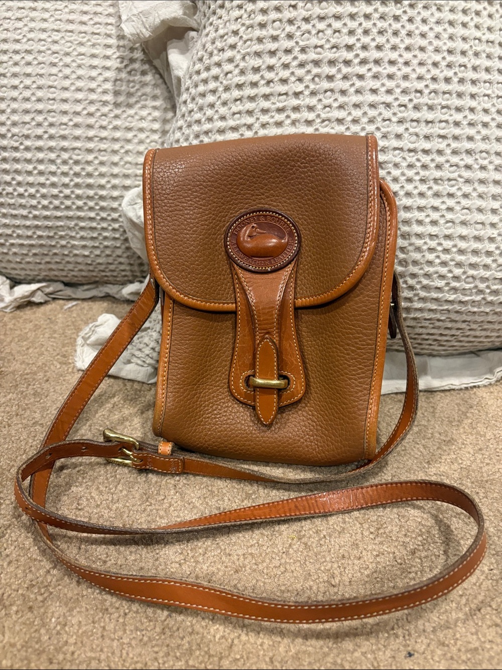 Dooney & Bourke vintage small crossbody
